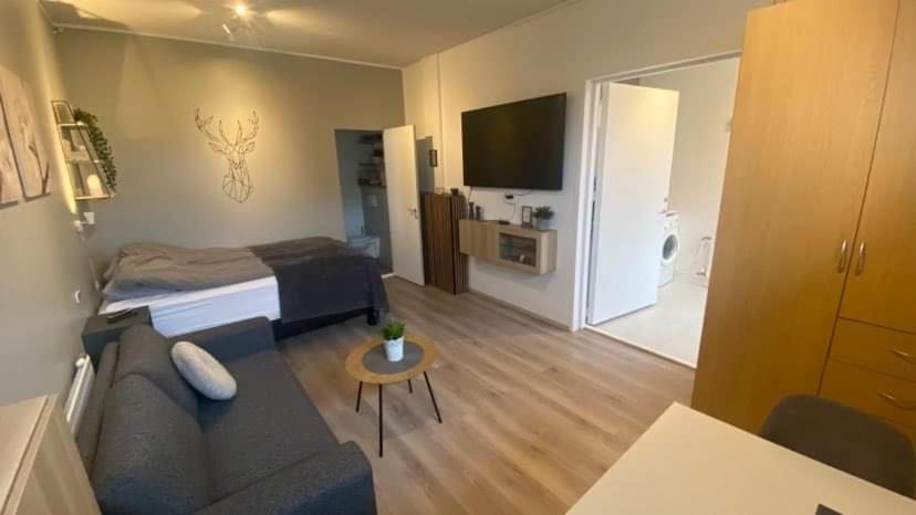 Bergone Apartman Njarthvik Kültér fotó
